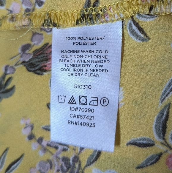 Breezy Spring Summer Floral Yellow Blouse Size S - Picture 8 of 8